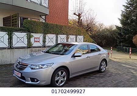 Honda Accord Lim. Executive 1.Hand Rentnerfahrzeug