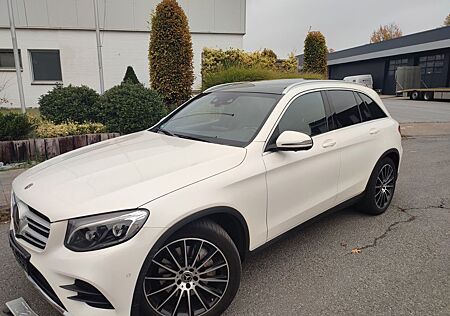Mercedes-Benz GLC 350 d 4Matic /AMG/ MEGA VOLL! Designo