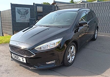 Ford Focus Turnier Business - Automatik