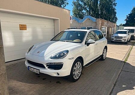 Porsche Cayenne Diesel - Gepflegter Garagenwagen