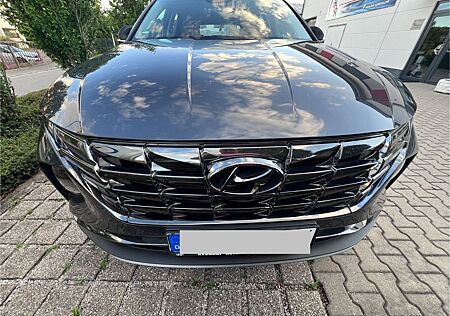 Hyundai Tucson 1.6 T-GDI Plug-in Hybrid 4WD Auto -