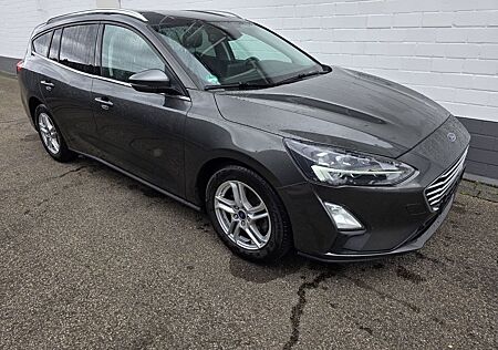 Ford Focus 1,5 EcoBlue Cool & Connect Turnier aut