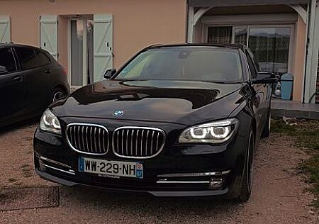 BMW 750i xDrive -