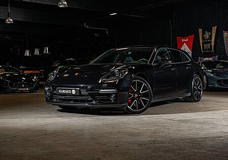 Porsche Panamera Sport Turismo Turbo / 550hk