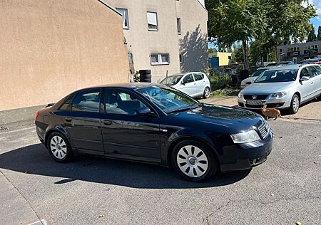 Audi A4 gebraucht kaufen Audi A4 1.9TDI TÜV NEU ZAHNRIEMENSATZ&WASSERPUMPE NEU