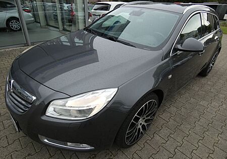 Opel Insignia A Sports Tourer*NAVI*PDC*SHZ*KLIMA*ALU*