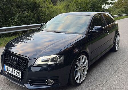 Audi A3 1.8 TFSI S tronic S line S line