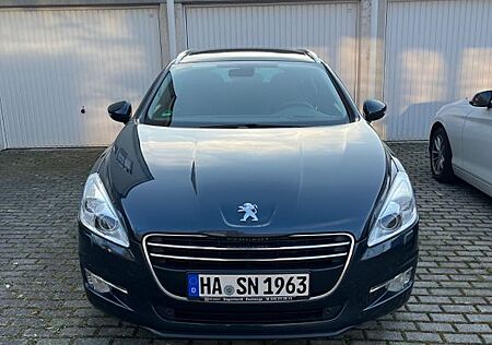 Peugeot 508 SW Allure 2.0 HDi Top Ausstattung