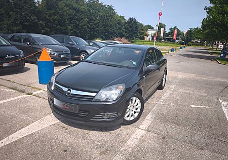 Opel Astra GTC 1.6/1Hand/Neuer TÜV u Inspektion
