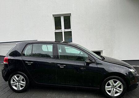 VW Golf Volkswagen 2.0 TDI DSG EURO5 SH gepflegt Klimaaut Stzh