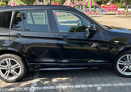 BMW X3 gebraucht kaufen BMW X3 xDrive30d - schwarz Metallic, M Paket