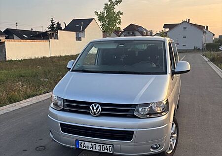 VW T5 Caravelle Volkswagen 2.0 BiTDI