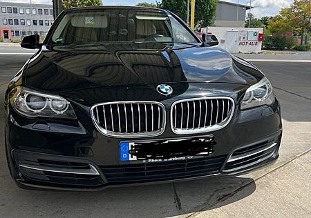 BMW 530d xDrive A -