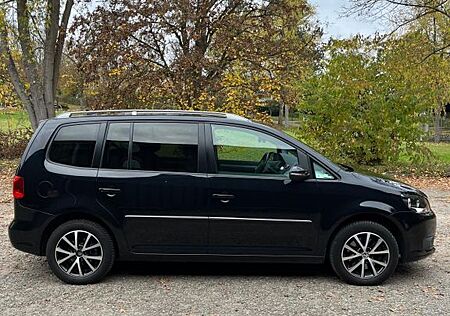 VW Touran Volkswagen 1.4 TSI EcoFuel DSG Highline,Panorama Dac