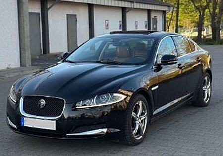 Jaguar XF 3.0 L V6 Diesel S -