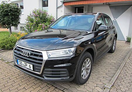 Audi Q5 40 TDI S tronic quattro - anklappb.AHK - Pano