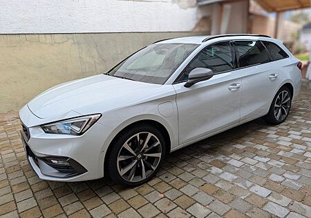 Seat Leon 1.4 e-HYBRID FR DSG Sportstourer FR