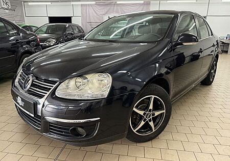 VW Jetta Volkswagen 1.6 *2. Hand*Klima*SHZ*Klimaauto.*Temp.*