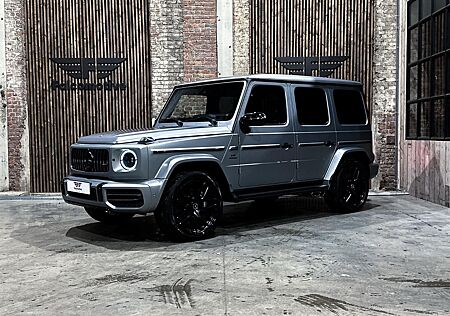 Mercedes-Benz G 63 AMG 4.0i V8 BI-TURBO*AKRAPOVIC*FULL OPTION*