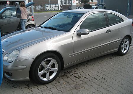 Mercedes-Benz C 180 KOMPRESSOR Sportcoupé /W203/CL203