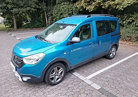 Dacia Dokker SCe 100 Stepway Kam, Shz,DAB,Klima,Carply