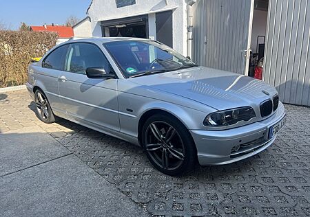 BMW 330Ci - Service und Tüv neu