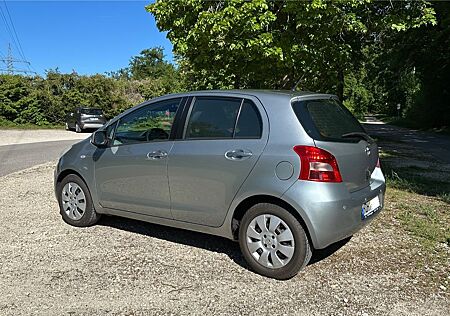 Toyota Yaris Sol 1,3-l-VVT-i MultiMode-Getriebe Sol