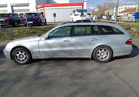 Mercedes-Benz E 220 CDI T CLASSIC Classic