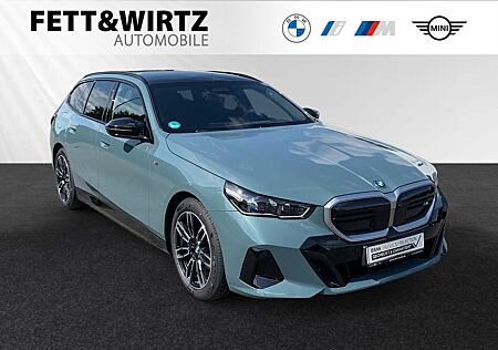 BMW i5 M60 xDrive Touring LR 699,- br.o.Anz.42 Mon.