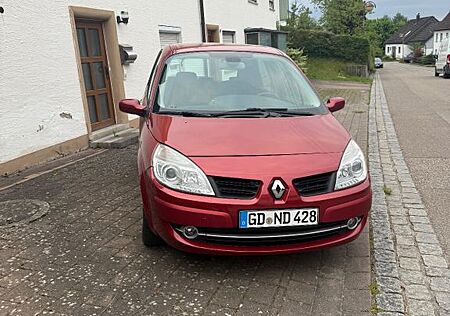 Renault Scenic Privilege 1.9 dCi FAP 96kW Expression