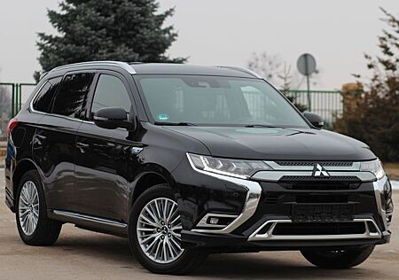 Mitsubishi Outlander PHEV Top 4WD