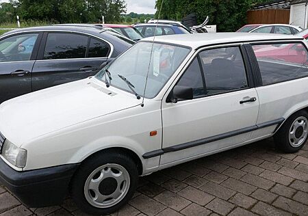 VW Polo Volkswagen 2 Steilheck ungeschweißt, 2Jahre TÜV