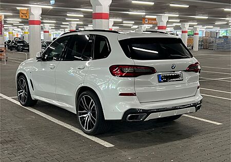 BMW X5 xDrive30d M. Paket ,Panorama, Sky. Luftfeder