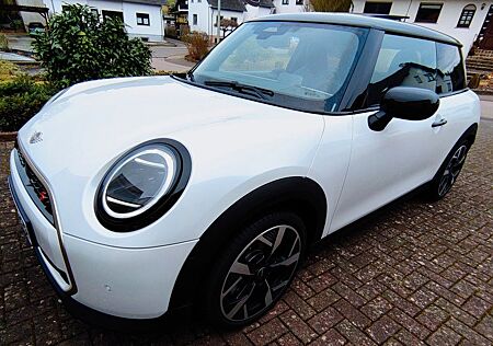 Mini Cooper S S Favoured Trim Steptronic Favoured...