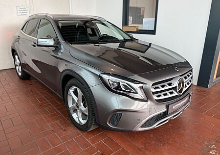 Mercedes-Benz GLA 220 GLA 220d/2.Hd/Kamera/Navi/Automatik