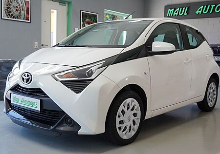 Toyota Aygo (X) Aygo Klima,Temp,BT,