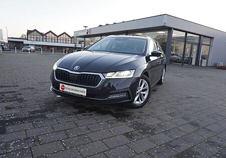 Skoda Octavia Combi First Edition