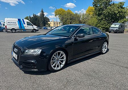 Audi RS5 4.2 FSI S tronic quattro -