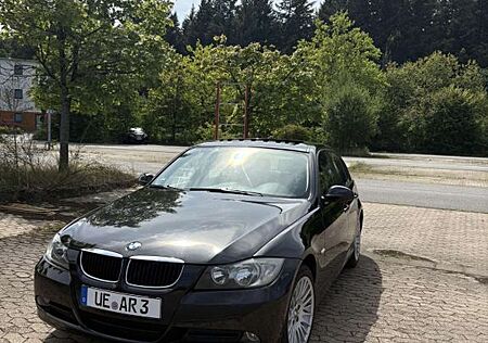 BMW 318i -