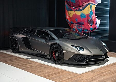 Lamborghini Aventador LP 750-4 Superveloce