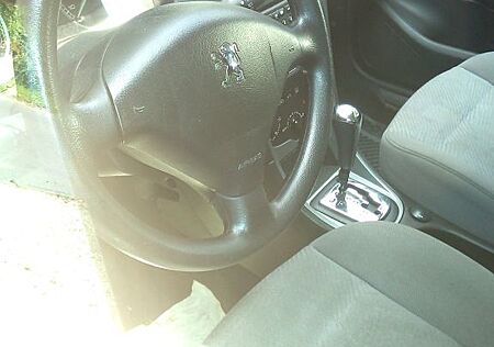 Peugeot 307 Premium 110 Automatik Premium