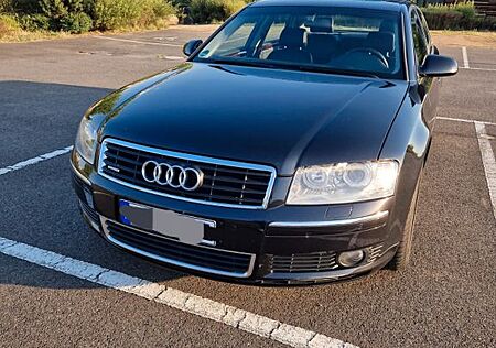 Audi A8 3.7 tiptronic quattro