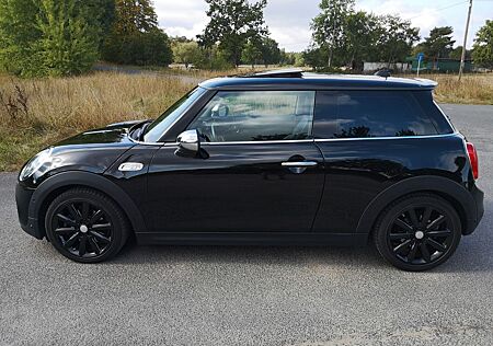 Mini Cooper S *Pano* Leder* PDC* Navi*