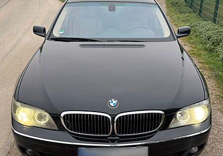 BMW 750i