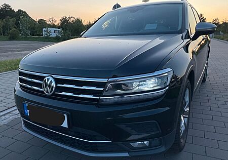 VW Tiguan Allspace Volkswagen 2.0 TDI 4MOTION DSG NAVI AHK HUD
