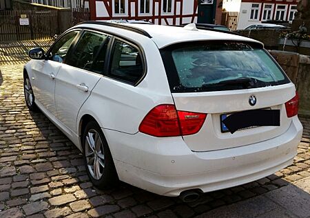 BMW 320d xDrive Touring