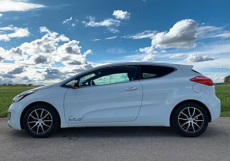 Kia Pro_ceed ProCeed 1.6 GDI Edition 7 | Kamera | Navi