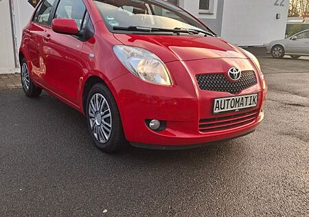 Toyota Yaris Sol 1,3-l-VVT-i