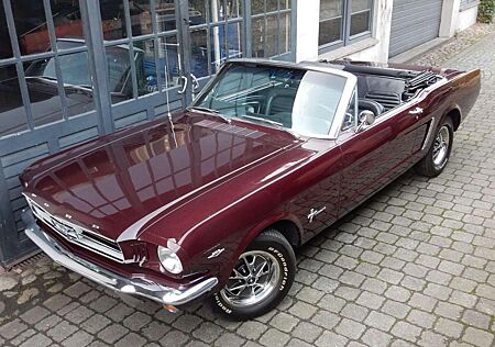 Ford Mustang Cabrio V8