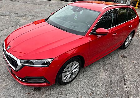 Skoda Octavia 2,0 TDI DSG Virt.Co./HUD/LED/PDC/ACC/AHK